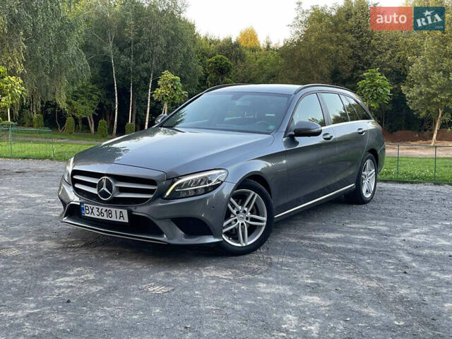 Серый Мерседес Ц-Класс, объемом двигателя 1.6 л и пробегом 200 тыс. км за 19250 $, фото 4 на Automoto.ua