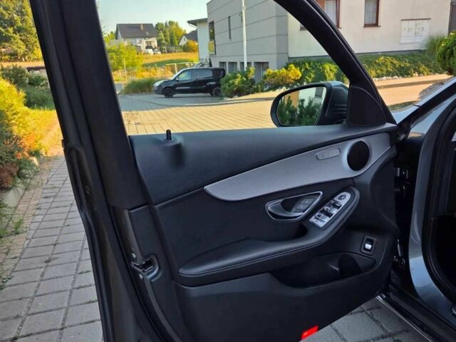 Серый Мерседес Ц-Класс, объемом двигателя 1.6 л и пробегом 325 тыс. км за 19838 $, фото 14 на Automoto.ua