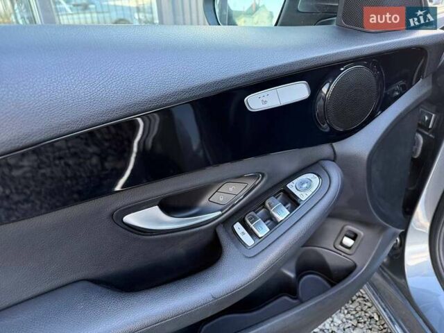 Сірий Мерседес Ц-Клас, об'ємом двигуна 1.6 л та пробігом 200 тис. км за 19900 $, фото 19 на Automoto.ua