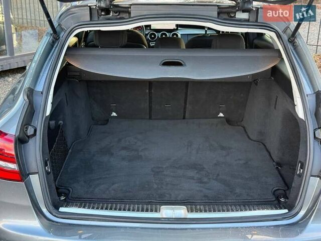 Сірий Мерседес Ц-Клас, об'ємом двигуна 1.6 л та пробігом 200 тис. км за 19900 $, фото 41 на Automoto.ua