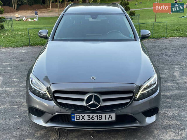 Серый Мерседес Ц-Класс, объемом двигателя 1.6 л и пробегом 200 тыс. км за 19250 $, фото 9 на Automoto.ua