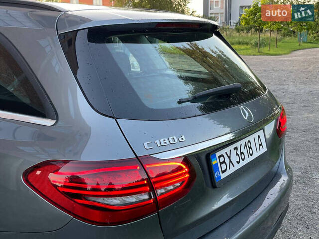 Серый Мерседес Ц-Класс, объемом двигателя 1.6 л и пробегом 200 тыс. км за 19250 $, фото 15 на Automoto.ua