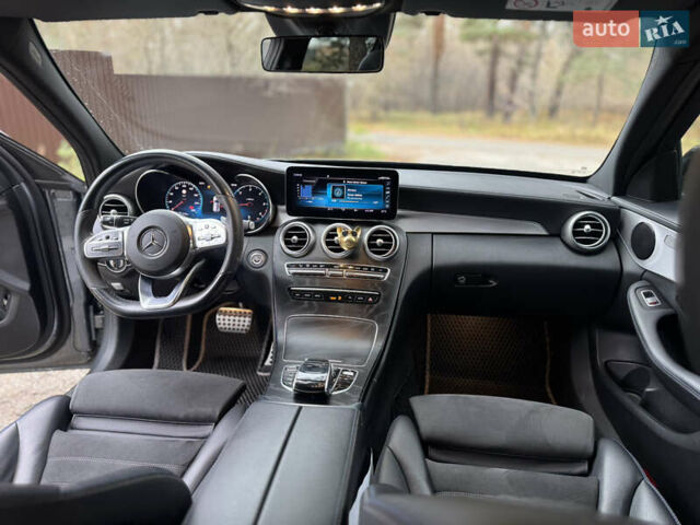 Серый Мерседес Ц-Класс, объемом двигателя 1.95 л и пробегом 223 тыс. км за 24000 $, фото 23 на Automoto.ua