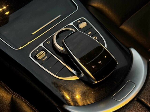 Серый Мерседес Ц-Класс, объемом двигателя 0 л и пробегом 137 тыс. км за 16000 $, фото 10 на Automoto.ua