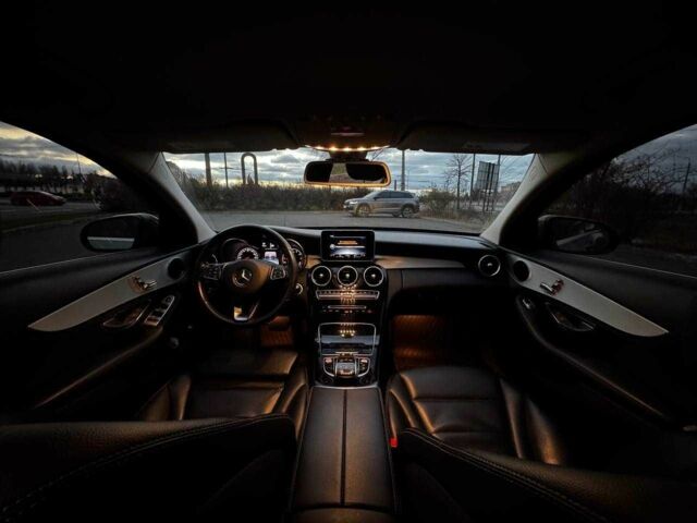 Серый Мерседес Ц-Класс, объемом двигателя 0 л и пробегом 137 тыс. км за 16000 $, фото 7 на Automoto.ua