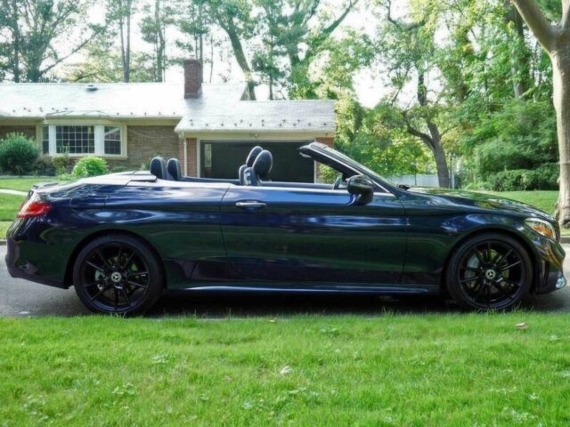 Синий Мерседес Ц-Класс, объемом двигателя 2 л и пробегом 32 тыс. км за 9000 $, фото 3 на Automoto.ua