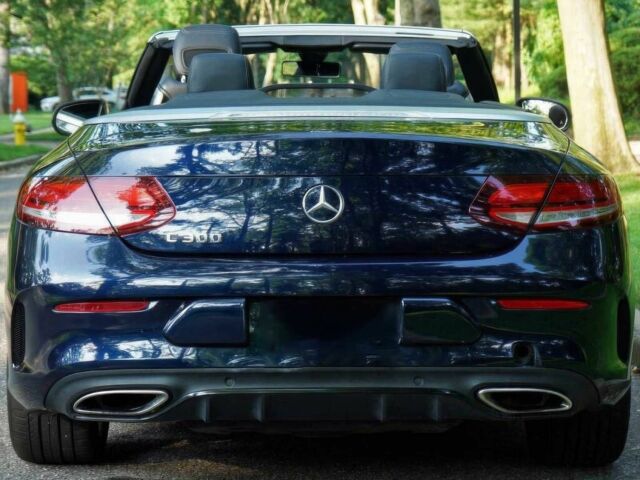 Синий Мерседес Ц-Класс, объемом двигателя 2 л и пробегом 32 тыс. км за 9000 $, фото 5 на Automoto.ua