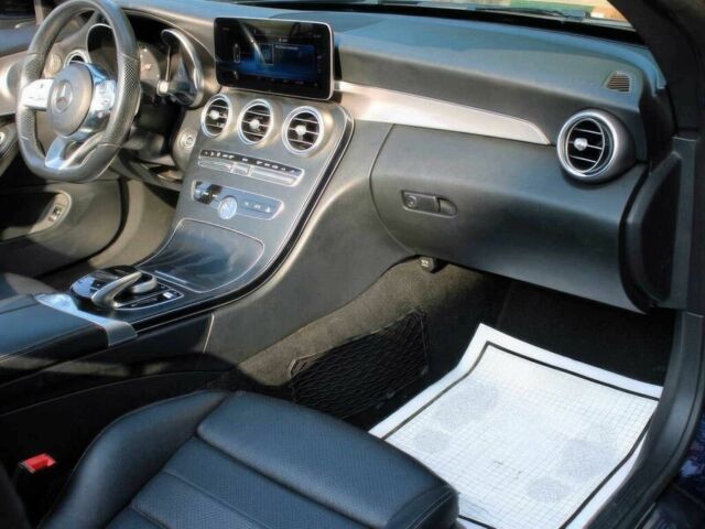 Синий Мерседес Ц-Класс, объемом двигателя 2 л и пробегом 32 тыс. км за 9000 $, фото 9 на Automoto.ua