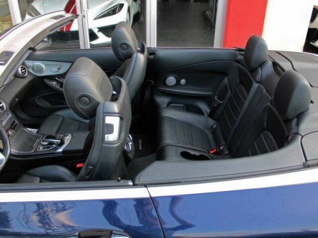 Синий Мерседес Ц-Класс, объемом двигателя 2 л и пробегом 32 тыс. км за 9000 $, фото 11 на Automoto.ua