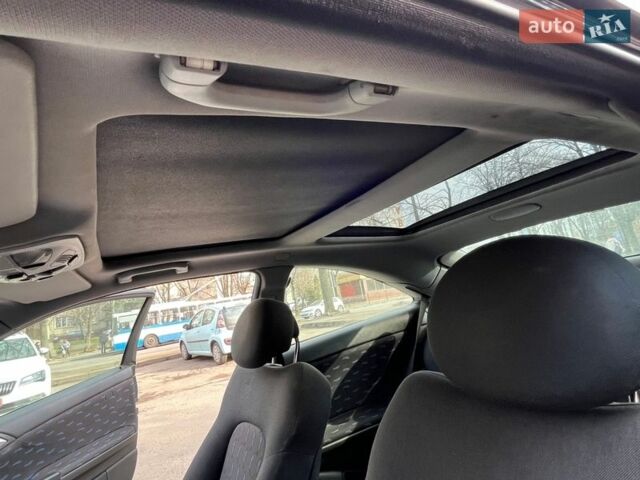 Синій Мерседес Ц-Клас, об'ємом двигуна 2 л та пробігом 223 тис. км за 3950 $, фото 22 на Automoto.ua