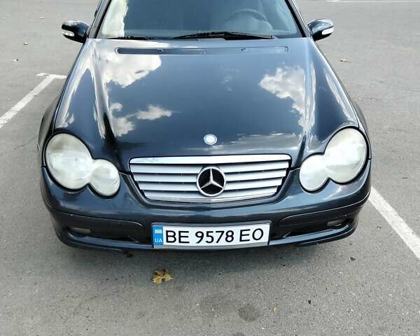 Синій Мерседес Ц-Клас, об'ємом двигуна 2.15 л та пробігом 330 тис. км за 4500 $, фото 9 на Automoto.ua