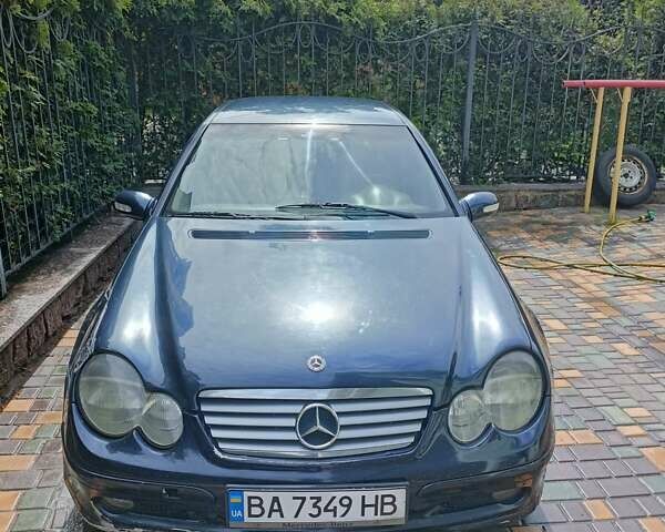 Синій Мерседес Ц-Клас, об'ємом двигуна 0 л та пробігом 360 тис. км за 5000 $, фото 3 на Automoto.ua