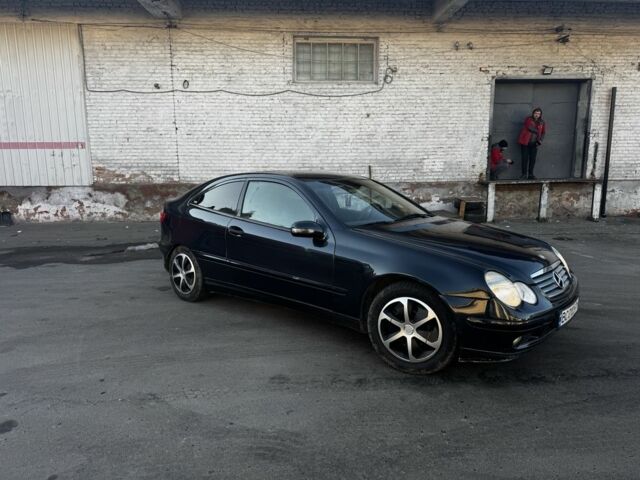 Синій Мерседес Ц-Клас, об'ємом двигуна 1.8 л та пробігом 200 тис. км за 4900 $, фото 1 на Automoto.ua