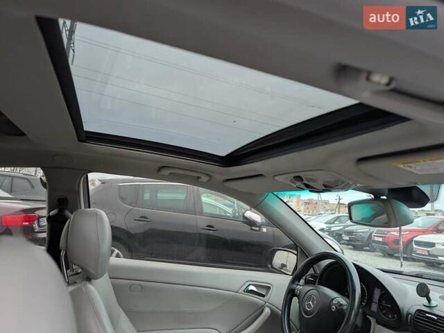 Синій Мерседес Ц-Клас, об'ємом двигуна 2.1 л та пробігом 306 тис. км за 6450 $, фото 31 на Automoto.ua