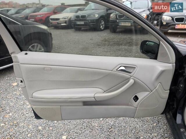 Синій Мерседес Ц-Клас, об'ємом двигуна 2.1 л та пробігом 306 тис. км за 6450 $, фото 22 на Automoto.ua