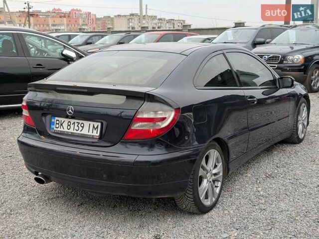 Синій Мерседес Ц-Клас, об'ємом двигуна 2.1 л та пробігом 306 тис. км за 6450 $, фото 11 на Automoto.ua