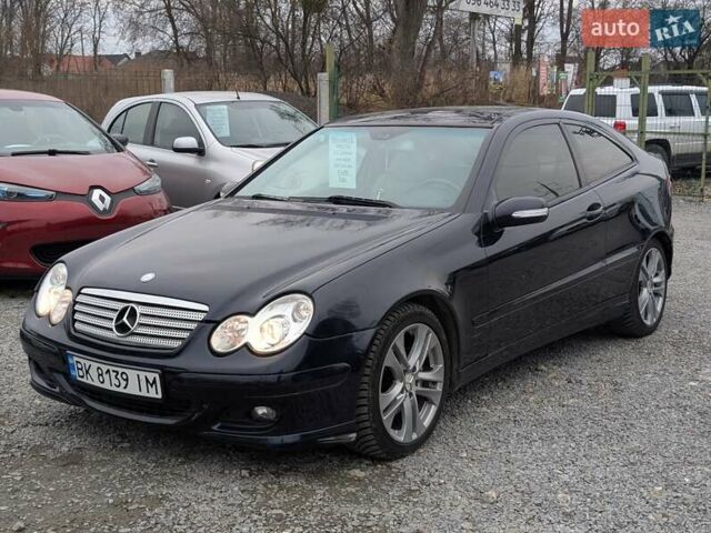 Синій Мерседес Ц-Клас, об'ємом двигуна 2.1 л та пробігом 306 тис. км за 6450 $, фото 1 на Automoto.ua