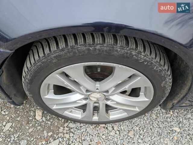 Синій Мерседес Ц-Клас, об'ємом двигуна 2.1 л та пробігом 306 тис. км за 6450 $, фото 21 на Automoto.ua