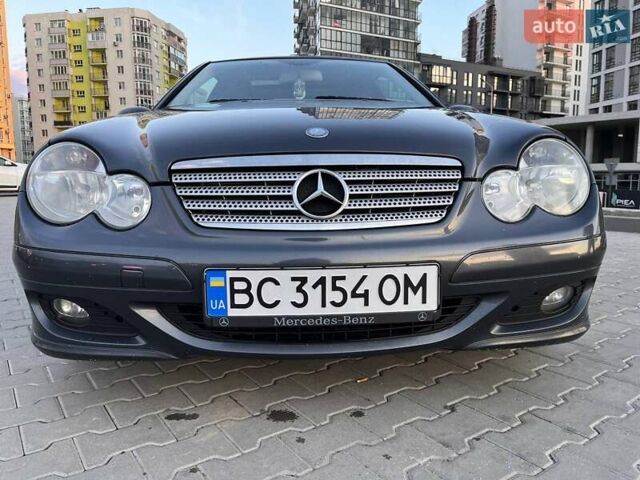 Синій Мерседес Ц-Клас, об'ємом двигуна 2.15 л та пробігом 269 тис. км за 6900 $, фото 2 на Automoto.ua