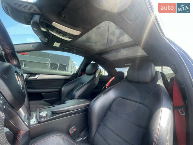 Синий Мерседес Ц-Класс, объемом двигателя 1.8 л и пробегом 170 тыс. км за 13700 $, фото 47 на Automoto.ua