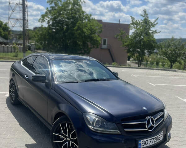 Синий Мерседес Ц-Класс, объемом двигателя 1.8 л и пробегом 170 тыс. км за 13700 $, фото 9 на Automoto.ua