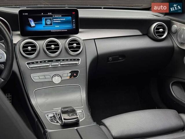 Мерседес Ц-Класс 2018 в Киеве на Automoto.ua Синий Мерседес Ц-Класс, объемом двигателя 3 л и пробегом 122 тыс. км за 35000 $, фото 5 на Automoto.ua