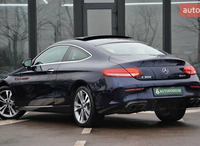 Синий Мерседес Ц-Класс, объемом двигателя 1.99 л и пробегом 42 тыс. км за 34999 $, фото 8 на Automoto.ua