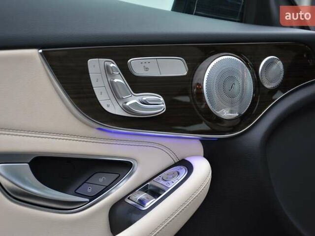 Синий Мерседес Ц-Класс, объемом двигателя 1.99 л и пробегом 42 тыс. км за 34999 $, фото 21 на Automoto.ua