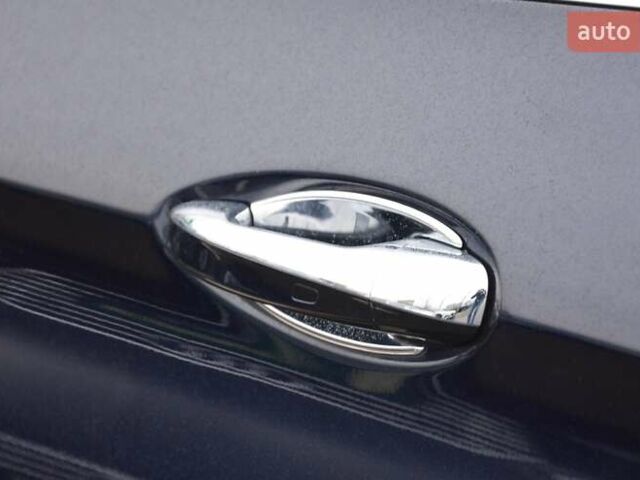 Синий Мерседес Ц-Класс, объемом двигателя 1.99 л и пробегом 42 тыс. км за 34999 $, фото 19 на Automoto.ua