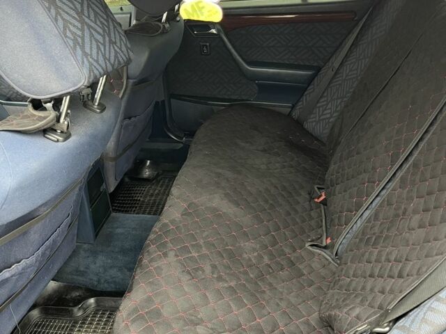 Синій Мерседес Ц-Клас, об'ємом двигуна 1.8 л та пробігом 386 тис. км за 3000 $, фото 8 на Automoto.ua