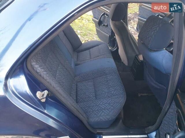 Мерседес Ц-Класс 1995 в Виннице на Automoto.ua Синий Мерседес Ц-Класс, объемом двигателя 1.8 л и пробегом 570 тыс. км за 2497 $, фото 16 на Automoto.ua