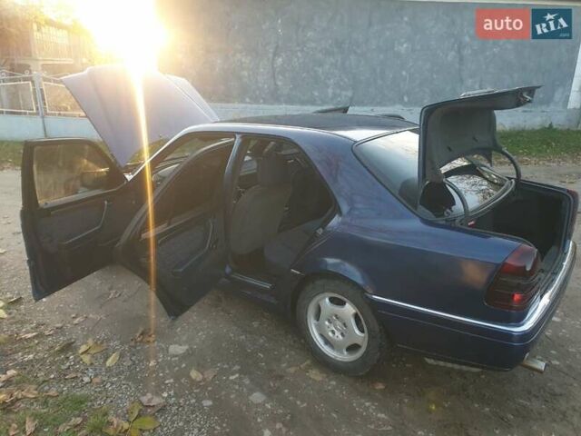 Мерседес Ц-Класс 1995 в Виннице на Automoto.ua Синий Мерседес Ц-Класс, объемом двигателя 1.8 л и пробегом 570 тыс. км за 2497 $, фото 24 на Automoto.ua
