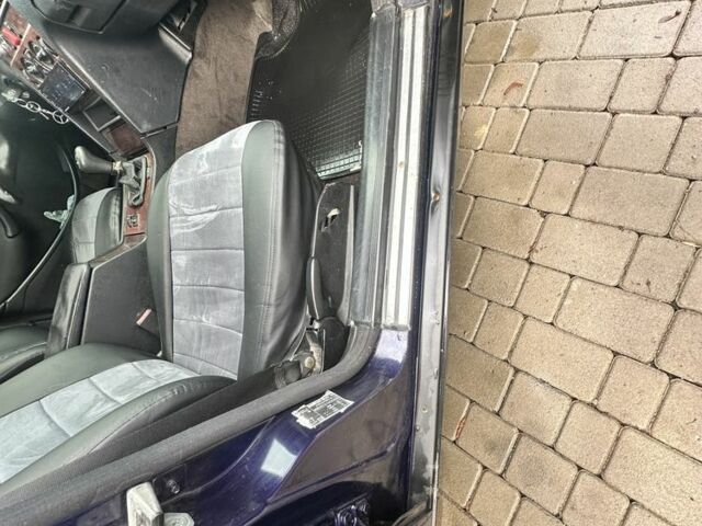 Синій Мерседес Ц-Клас, об'ємом двигуна 2.2 л та пробігом 636 тис. км за 2999 $, фото 8 на Automoto.ua