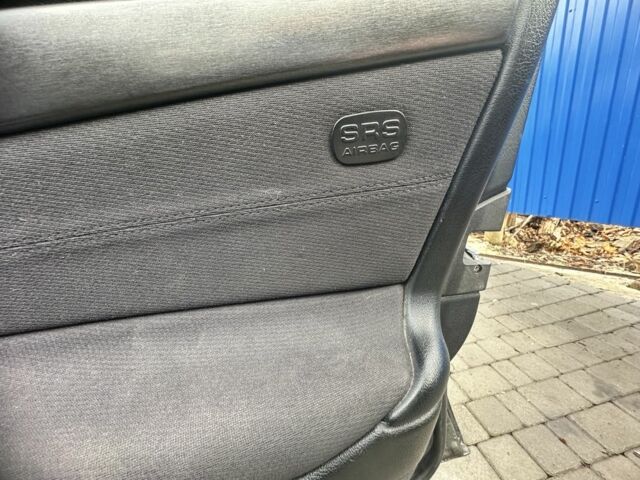 Синій Мерседес Ц-Клас, об'ємом двигуна 2.2 л та пробігом 636 тис. км за 2999 $, фото 10 на Automoto.ua