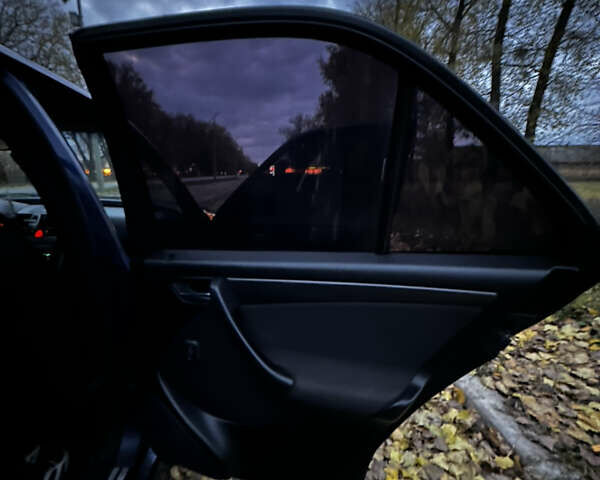 Мерседес Ц-Клас 1997 у Ромнах на Automoto.ua Синій Мерседес Ц-Клас, об'ємом двигуна 2.5 л та пробігом 500 тис. км за 2999 $, фото 24 на Automoto.ua