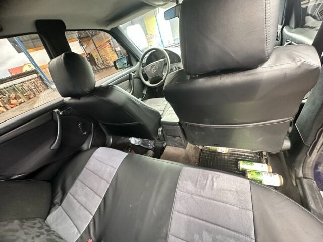 Синій Мерседес Ц-Клас, об'ємом двигуна 2.2 л та пробігом 636 тис. км за 2999 $, фото 5 на Automoto.ua