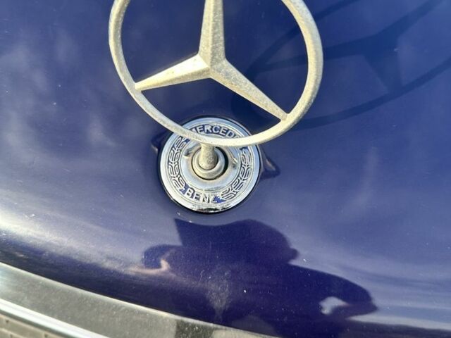 Синій Мерседес Ц-Клас, об'ємом двигуна 2.2 л та пробігом 636 тис. км за 2999 $, фото 19 на Automoto.ua