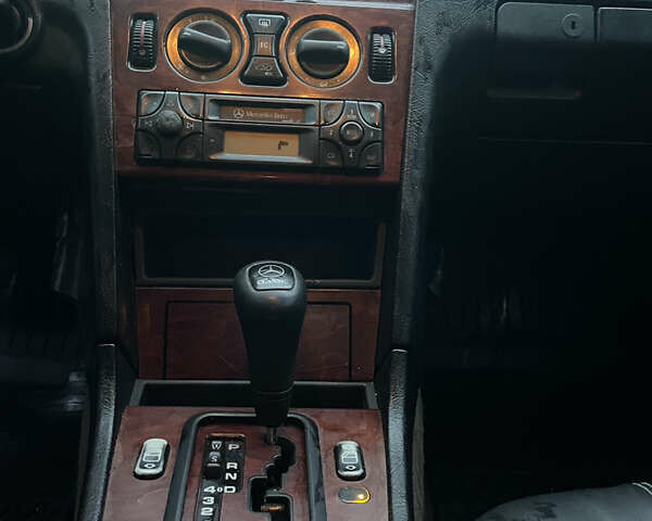 Синій Мерседес Ц-Клас, об'ємом двигуна 2.2 л та пробігом 488 тис. км за 2800 $, фото 18 на Automoto.ua