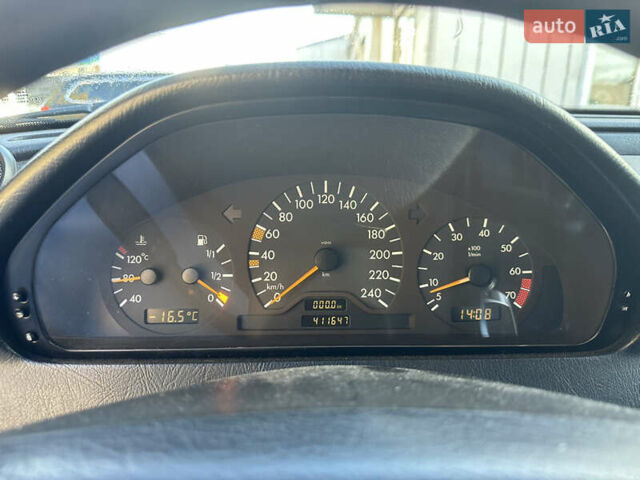 Синій Мерседес Ц-Клас, об'ємом двигуна 1.8 л та пробігом 411 тис. км за 2100 $, фото 8 на Automoto.ua