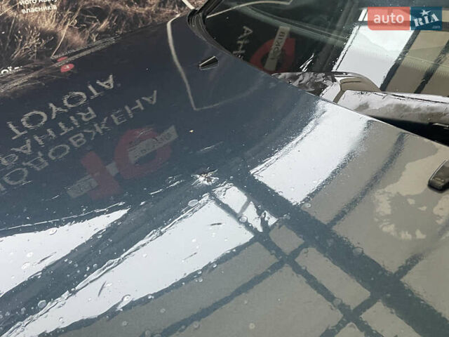 Синій Мерседес Ц-Клас, об'ємом двигуна 2.2 л та пробігом 488 тис. км за 2800 $, фото 10 на Automoto.ua