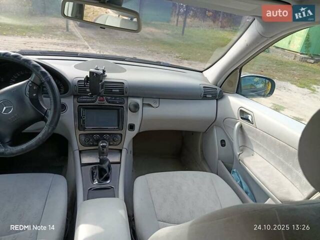 Мерседес Ц-Клас 2000 у Кам'янське (Дніпродзержинськ) на Automoto.ua Синій Мерседес Ц-Клас, об'ємом двигуна 2.15 л та пробігом 330 тис. км за 4450 $, фото 15 на Automoto.ua
