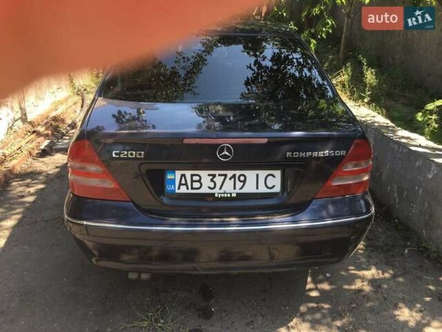 Синий Мерседес Ц-Класс, объемом двигателя 2 л и пробегом 320 тыс. км за 2500 $, фото 12 на Automoto.ua