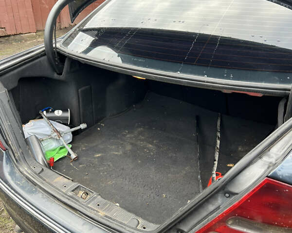 Синий Мерседес Ц-Класс, объемом двигателя 2.15 л и пробегом 394 тыс. км за 3500 $, фото 7 на Automoto.ua