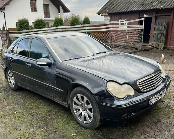 Синий Мерседес Ц-Класс, объемом двигателя 2.15 л и пробегом 394 тыс. км за 3500 $, фото 11 на Automoto.ua