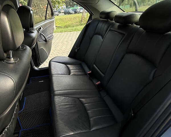 Синий Мерседес Ц-Класс, объемом двигателя 2 л и пробегом 270 тыс. км за 4800 $, фото 10 на Automoto.ua