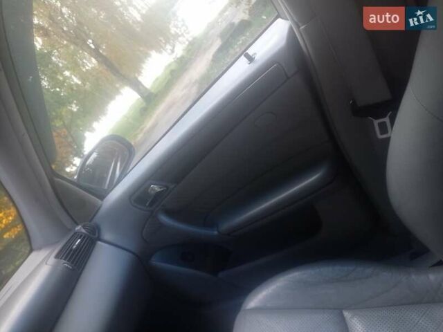 Синій Мерседес Ц-Клас, об'ємом двигуна 2.15 л та пробігом 360 тис. км за 2999 $, фото 3 на Automoto.ua