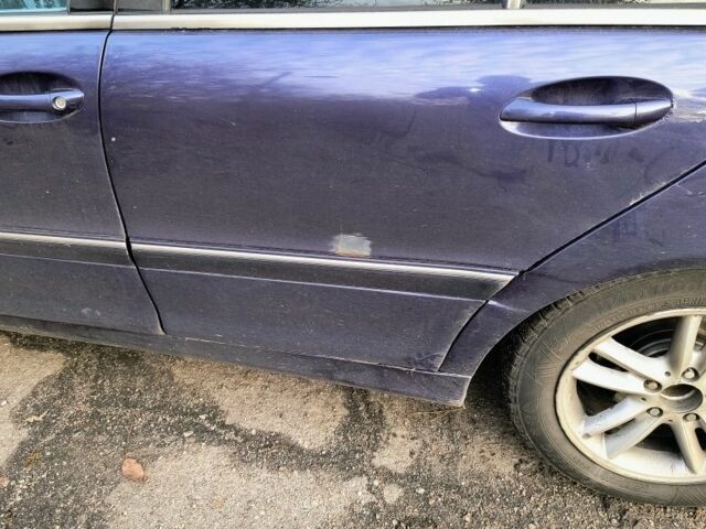 Синій Мерседес Ц-Клас, об'ємом двигуна 2.2 л та пробігом 330 тис. км за 2900 $, фото 4 на Automoto.ua
