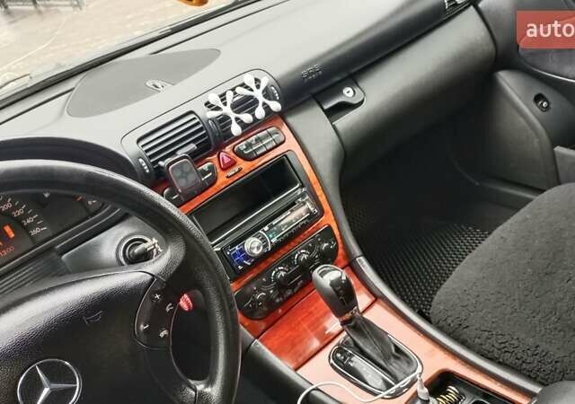 Синій Мерседес Ц-Клас, об'ємом двигуна 2.1 л та пробігом 450 тис. км за 4150 $, фото 12 на Automoto.ua