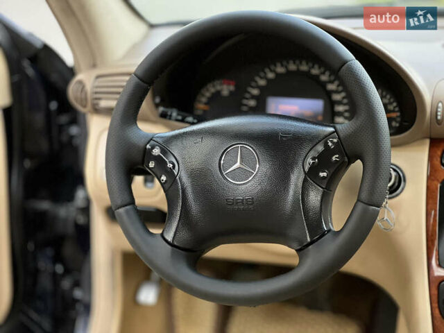 Синій Мерседес Ц-Клас, об'ємом двигуна 2 л та пробігом 295 тис. км за 3499 $, фото 16 на Automoto.ua