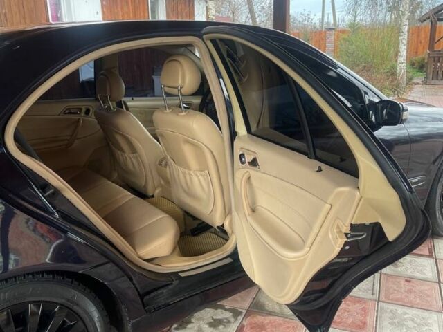 Синий Мерседес Ц-Класс, объемом двигателя 2 л и пробегом 250 тыс. км за 4250 $, фото 13 на Automoto.ua